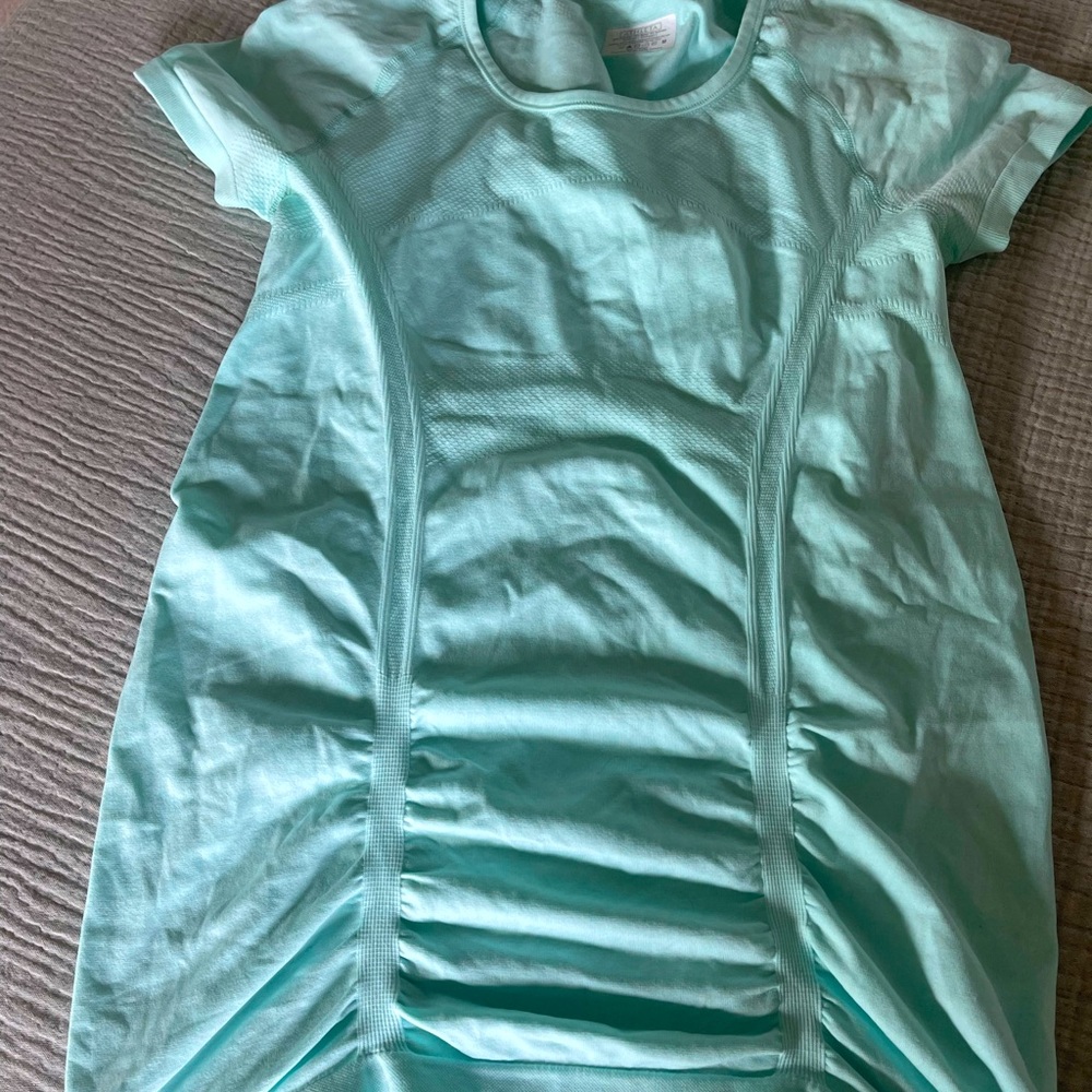 Mint color top never used!